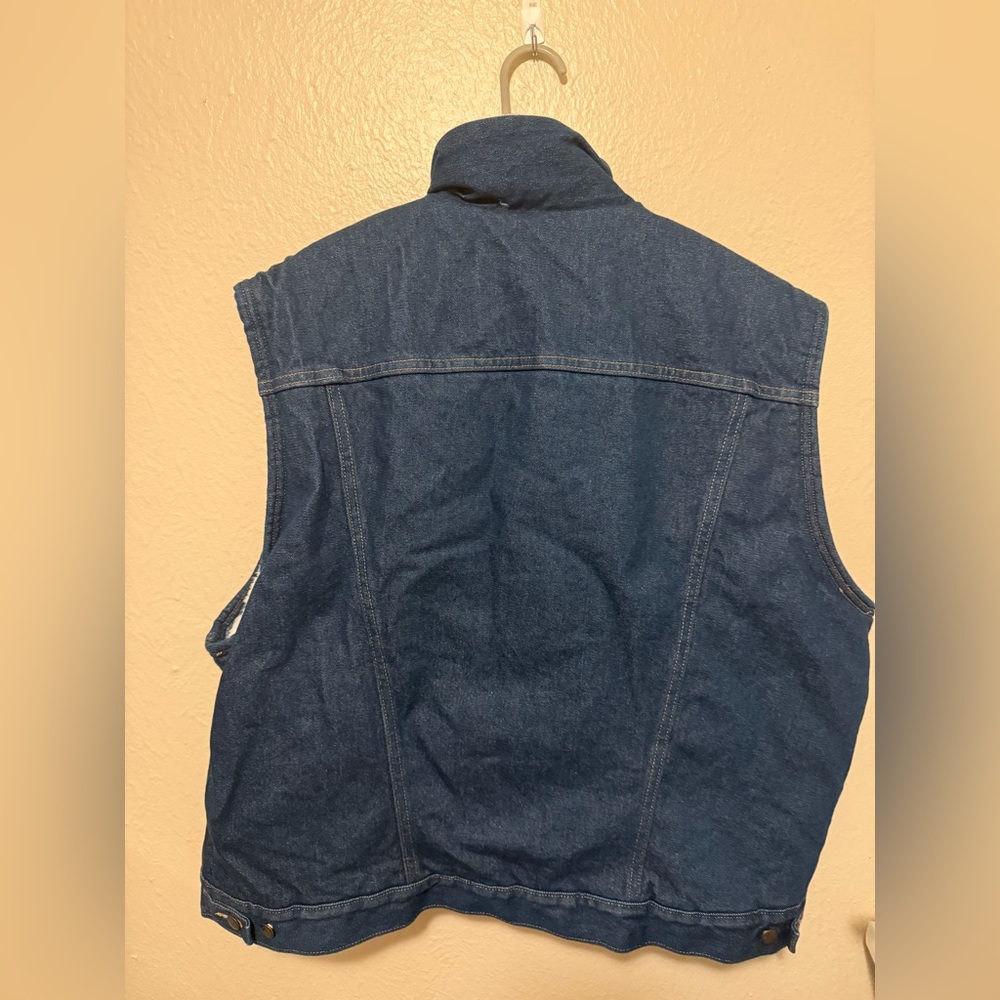 Vintage Wrangler Denim Sherpa-Lined Vest - Picture 5 of 9